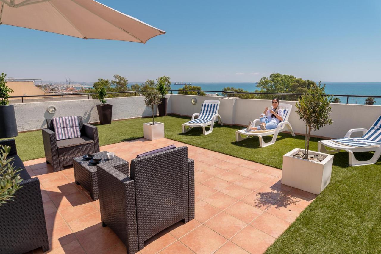 Ferienwohnung Makenzy Seaview Penthouse Larnaka Exterior foto