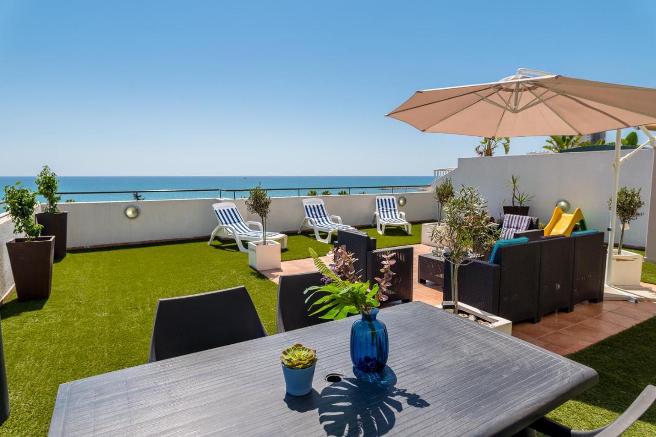 Ferienwohnung Makenzy Seaview Penthouse Larnaka Exterior foto