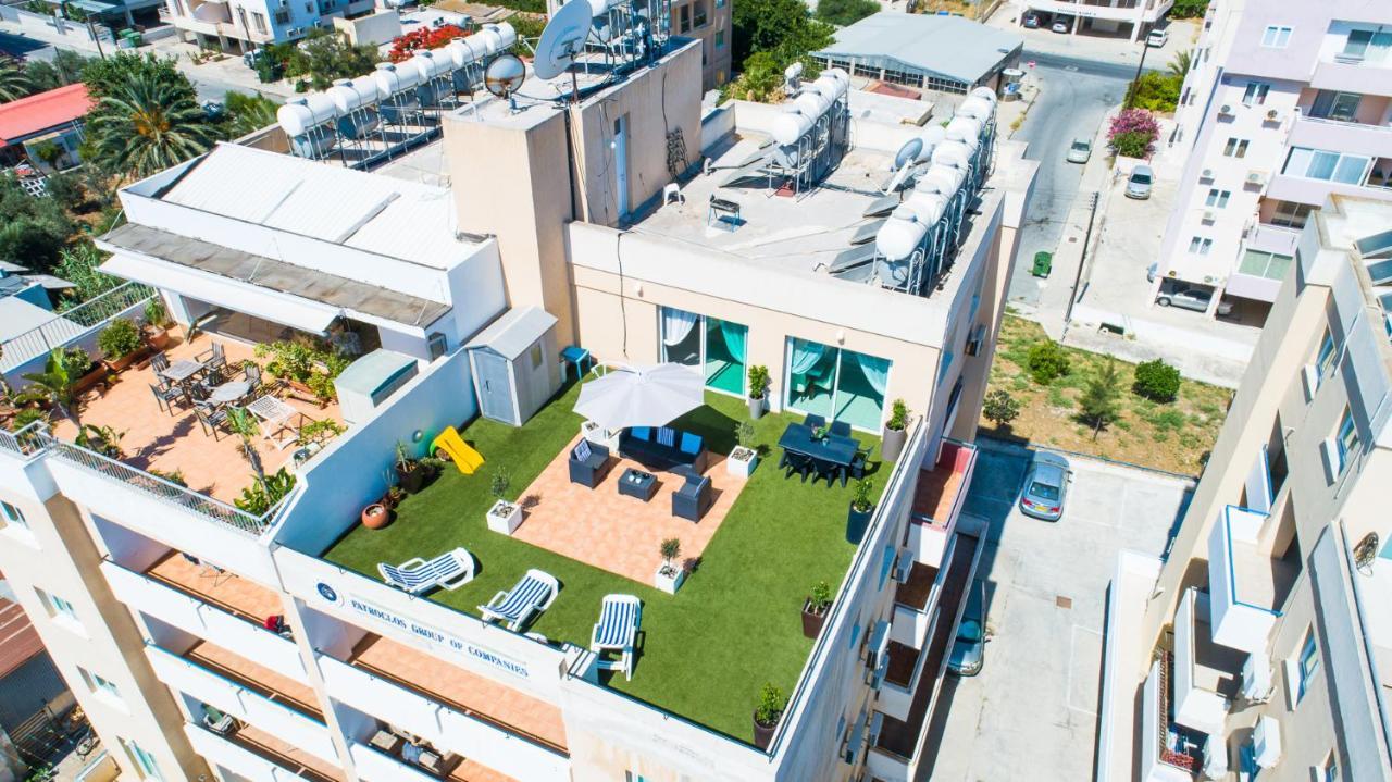 Ferienwohnung Makenzy Seaview Penthouse Larnaka Exterior foto