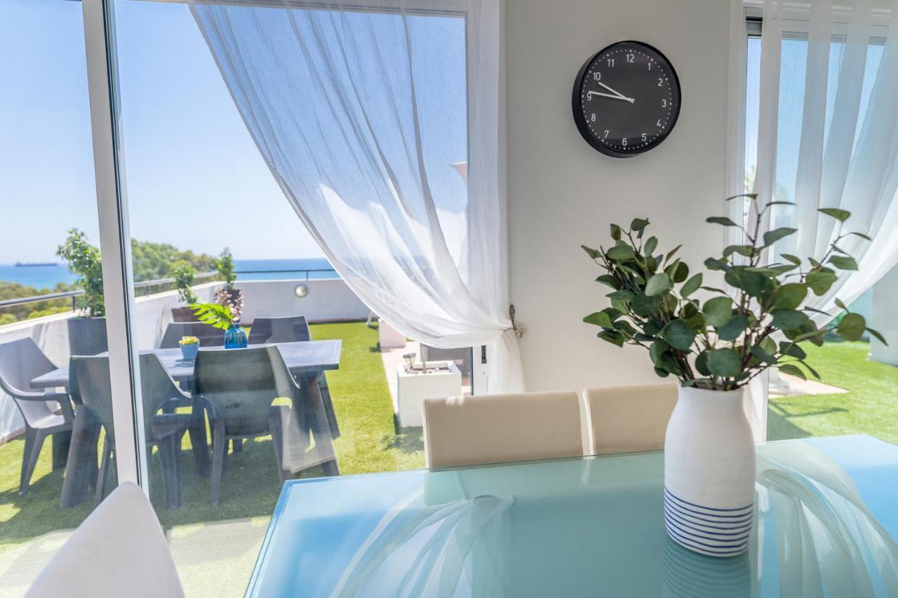 Ferienwohnung Makenzy Seaview Penthouse Larnaka Exterior foto