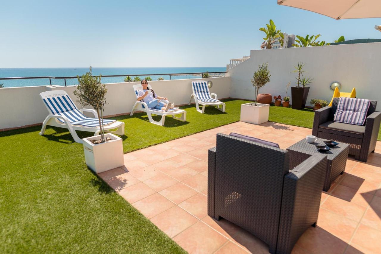 Ferienwohnung Makenzy Seaview Penthouse Larnaka Exterior foto