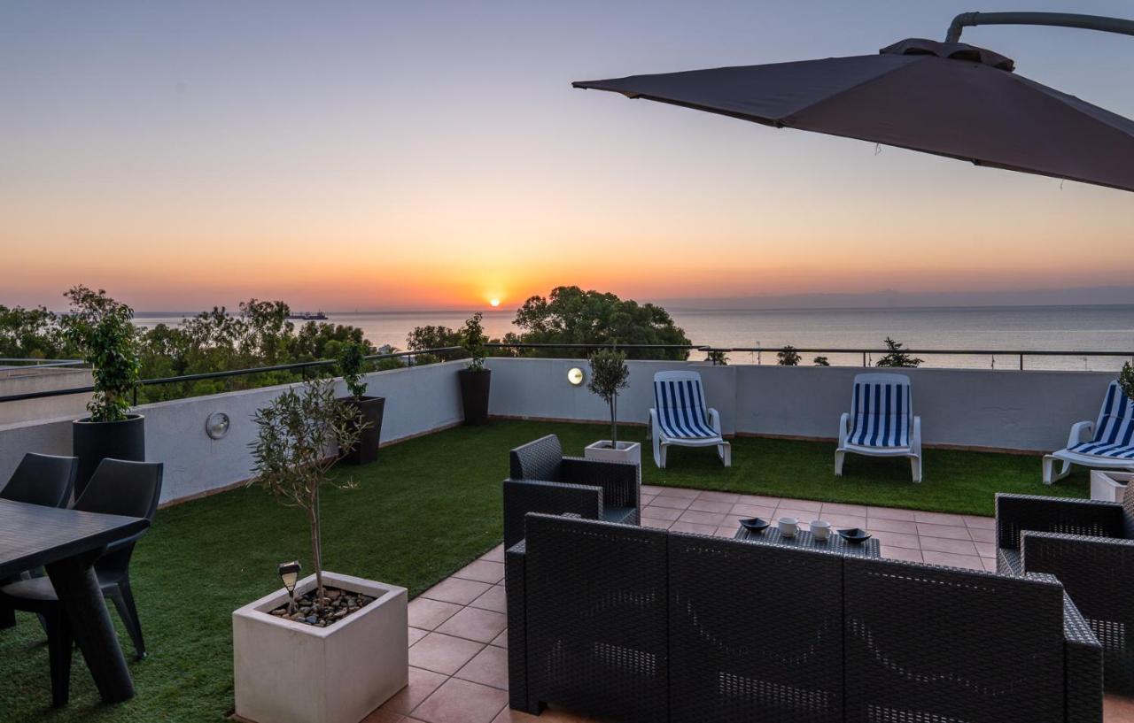 Ferienwohnung Makenzy Seaview Penthouse Larnaka Exterior foto