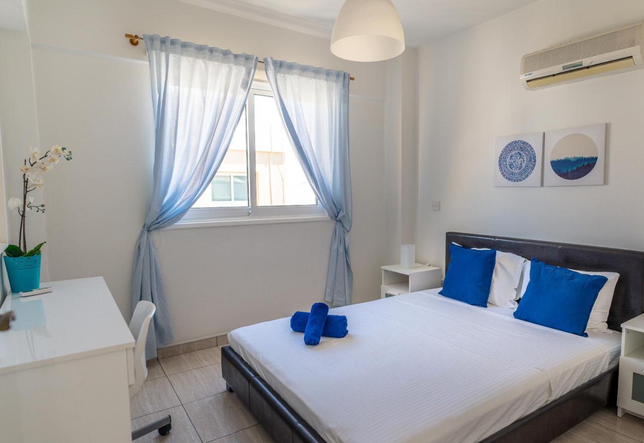Ferienwohnung Makenzy Seaview Penthouse Larnaka Exterior foto